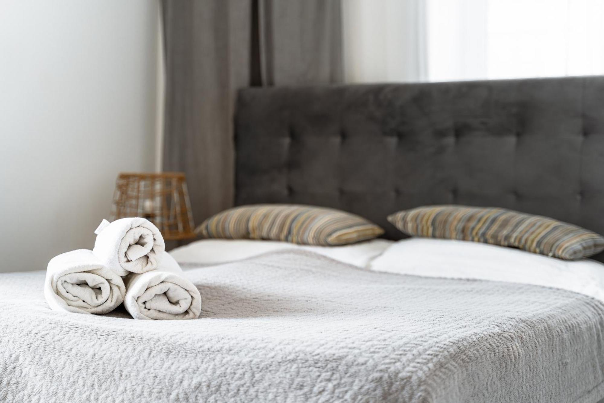 Ah Park Angelinum Apartment Kosice Luaran gambar